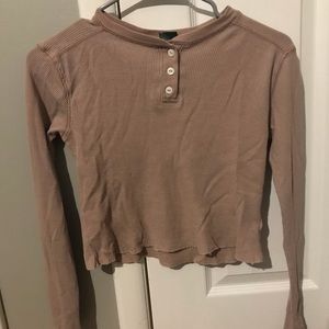 cropped tight fitting long sleeve tee